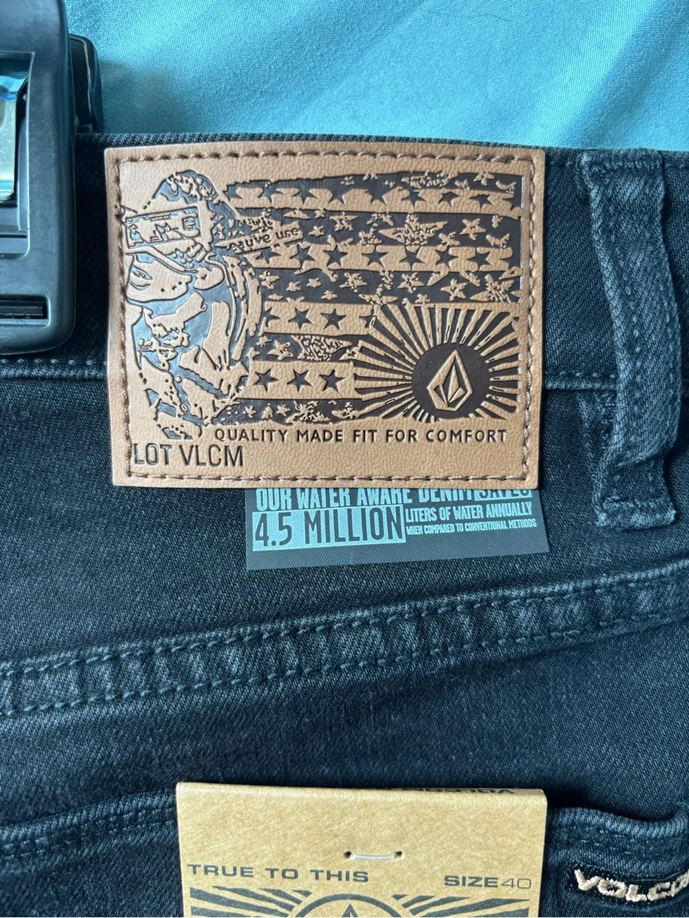NWT Volcom Mens 2x4 Skinny Fit Jeans Black Size 40x32